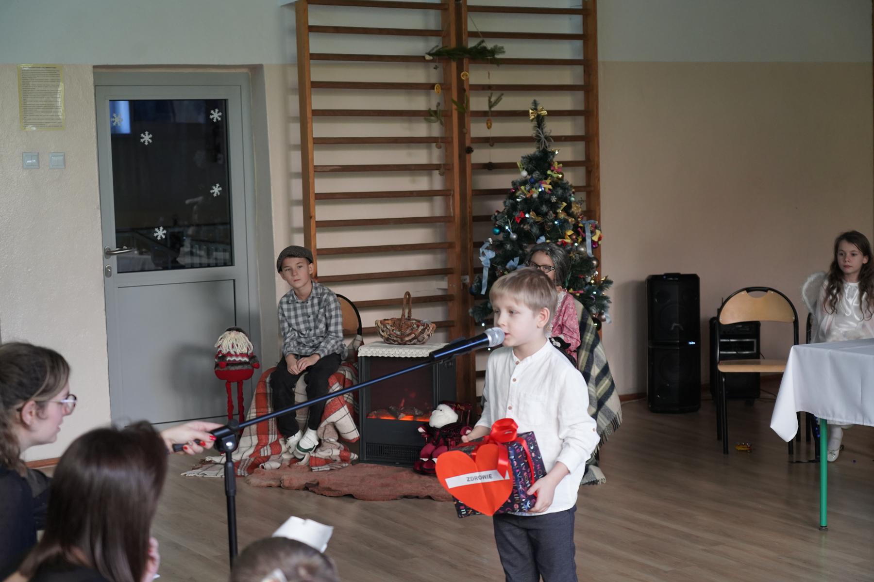 Szkoła Podstawowa         im. W.Puchalskiego w Proboszczowie