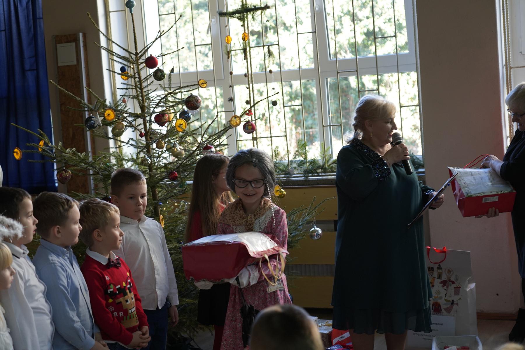 Szkoła Podstawowa         im. W.Puchalskiego w Proboszczowie