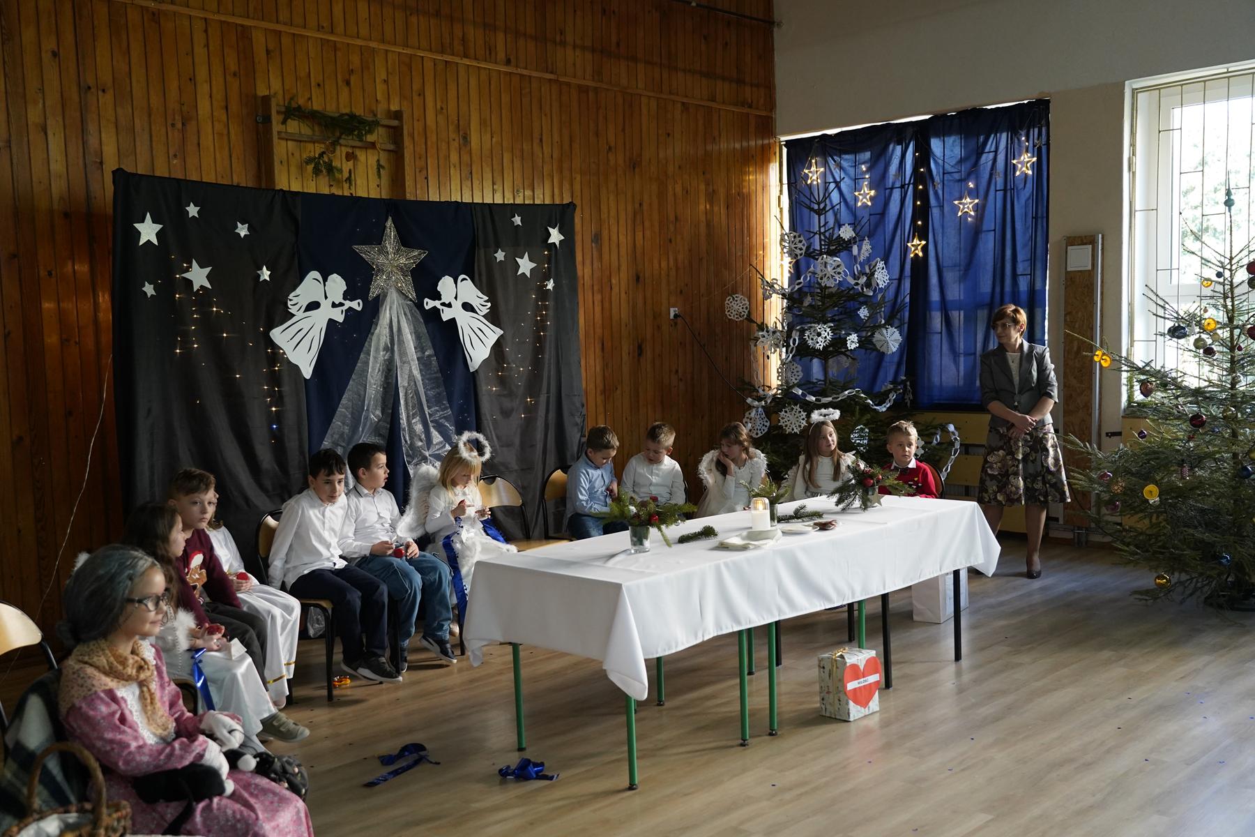 Szkoła Podstawowa         im. W.Puchalskiego w Proboszczowie