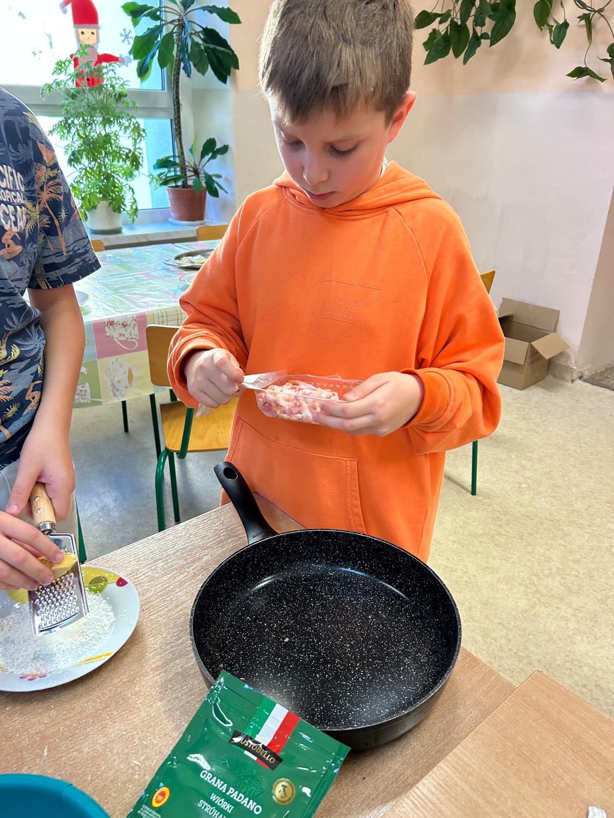 Szkoła Podstawowa         im. W.Puchalskiego w Proboszczowie