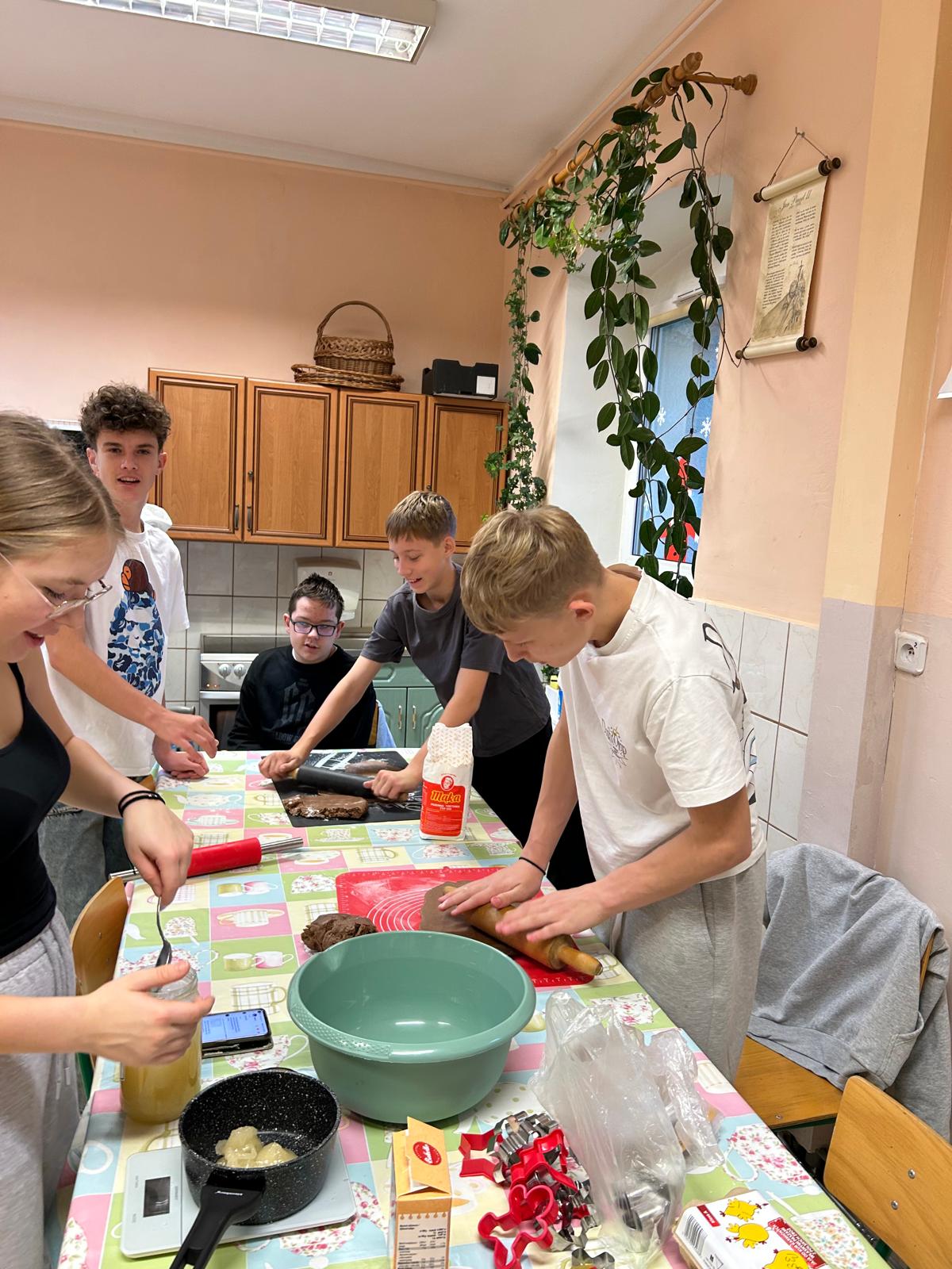 Szkoła Podstawowa         im. W.Puchalskiego w Proboszczowie