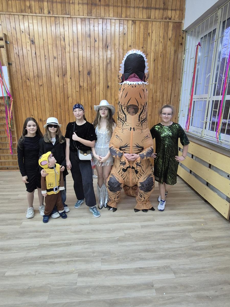 Szkoła Podstawowa         im. W.Puchalskiego w Proboszczowie