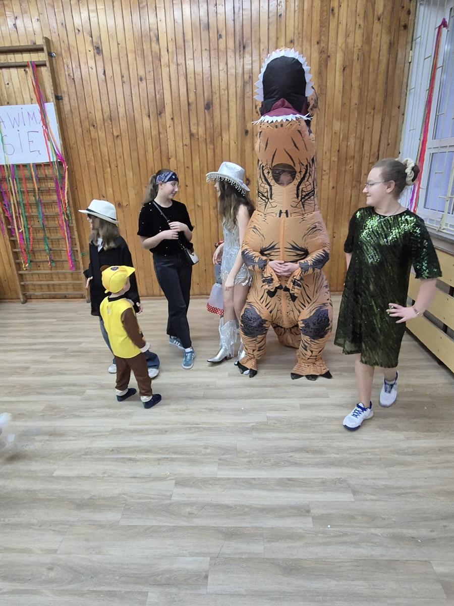 Szkoła Podstawowa         im. W.Puchalskiego w Proboszczowie