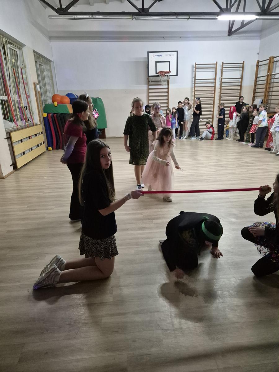 Szkoła Podstawowa         im. W.Puchalskiego w Proboszczowie