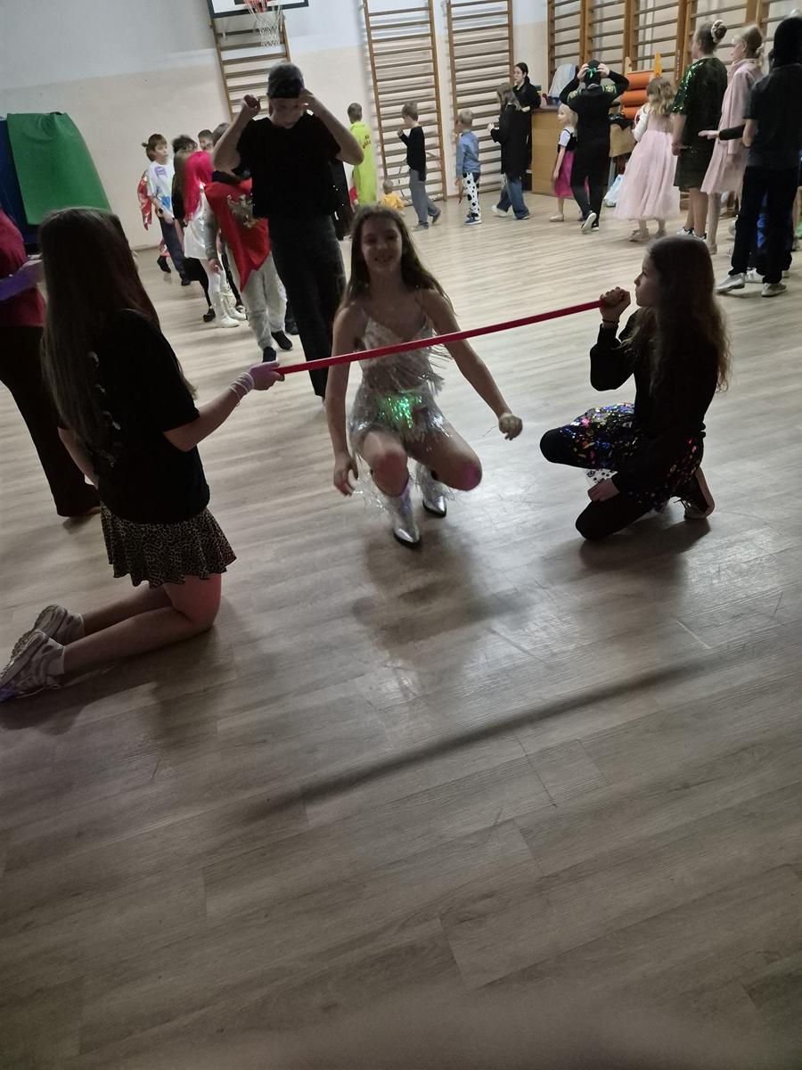 Szkoła Podstawowa         im. W.Puchalskiego w Proboszczowie