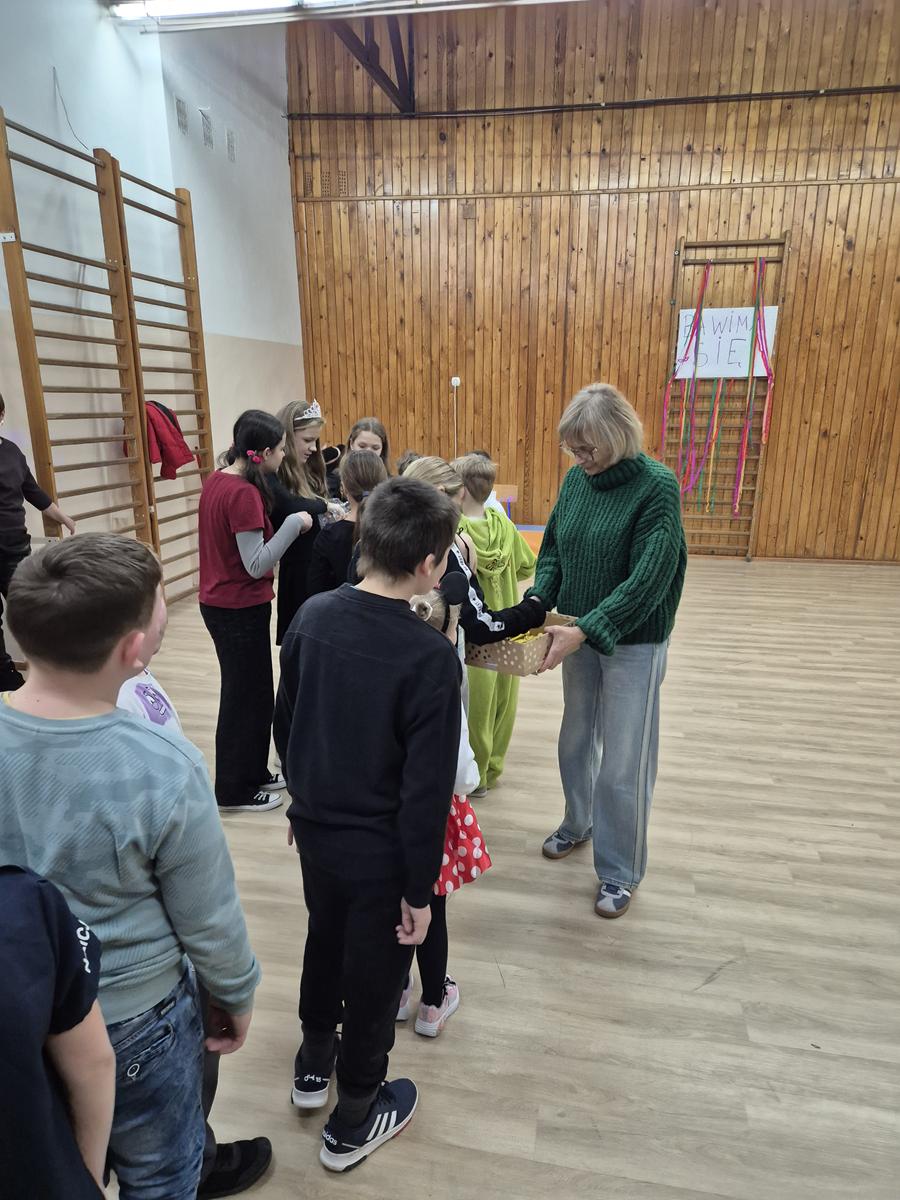 Szkoła Podstawowa         im. W.Puchalskiego w Proboszczowie