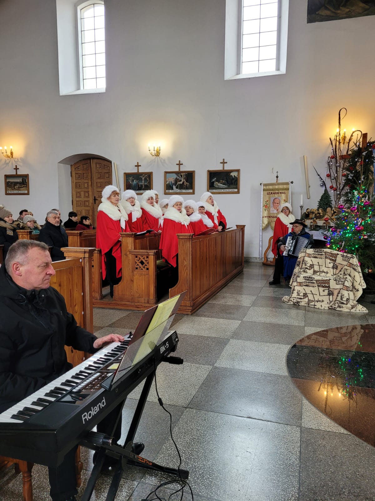 Szkoła Podstawowa         im. W.Puchalskiego w Proboszczowie