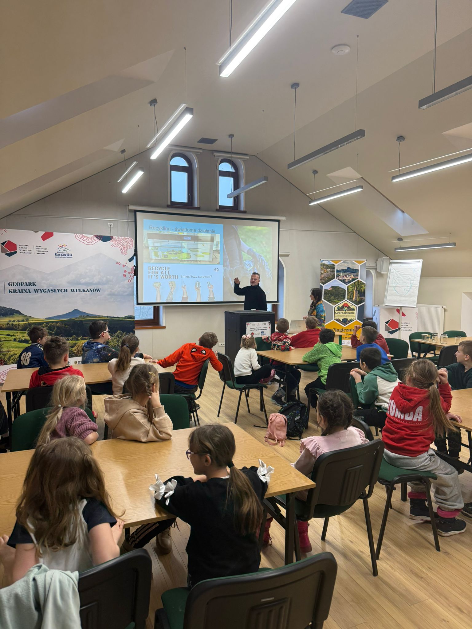 Szkoła Podstawowa         im. W.Puchalskiego w Proboszczowie