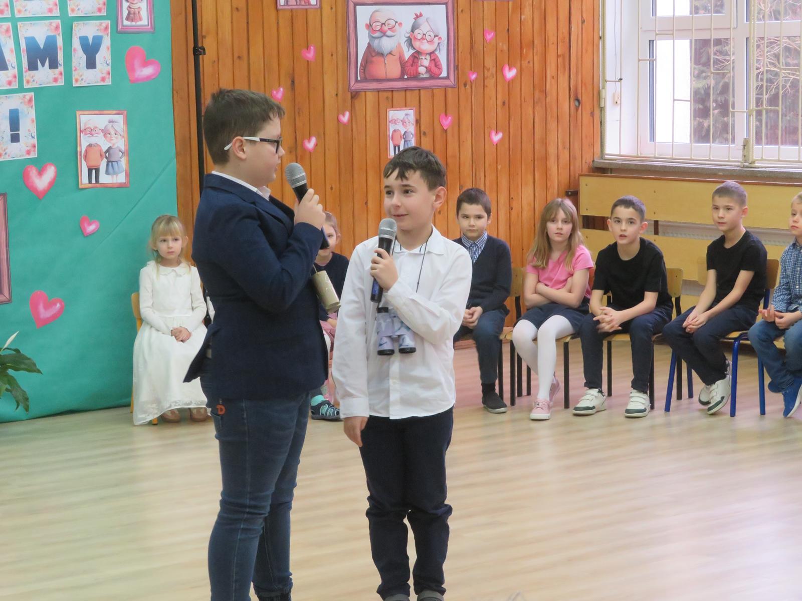 Szkoła Podstawowa         im. W.Puchalskiego w Proboszczowie