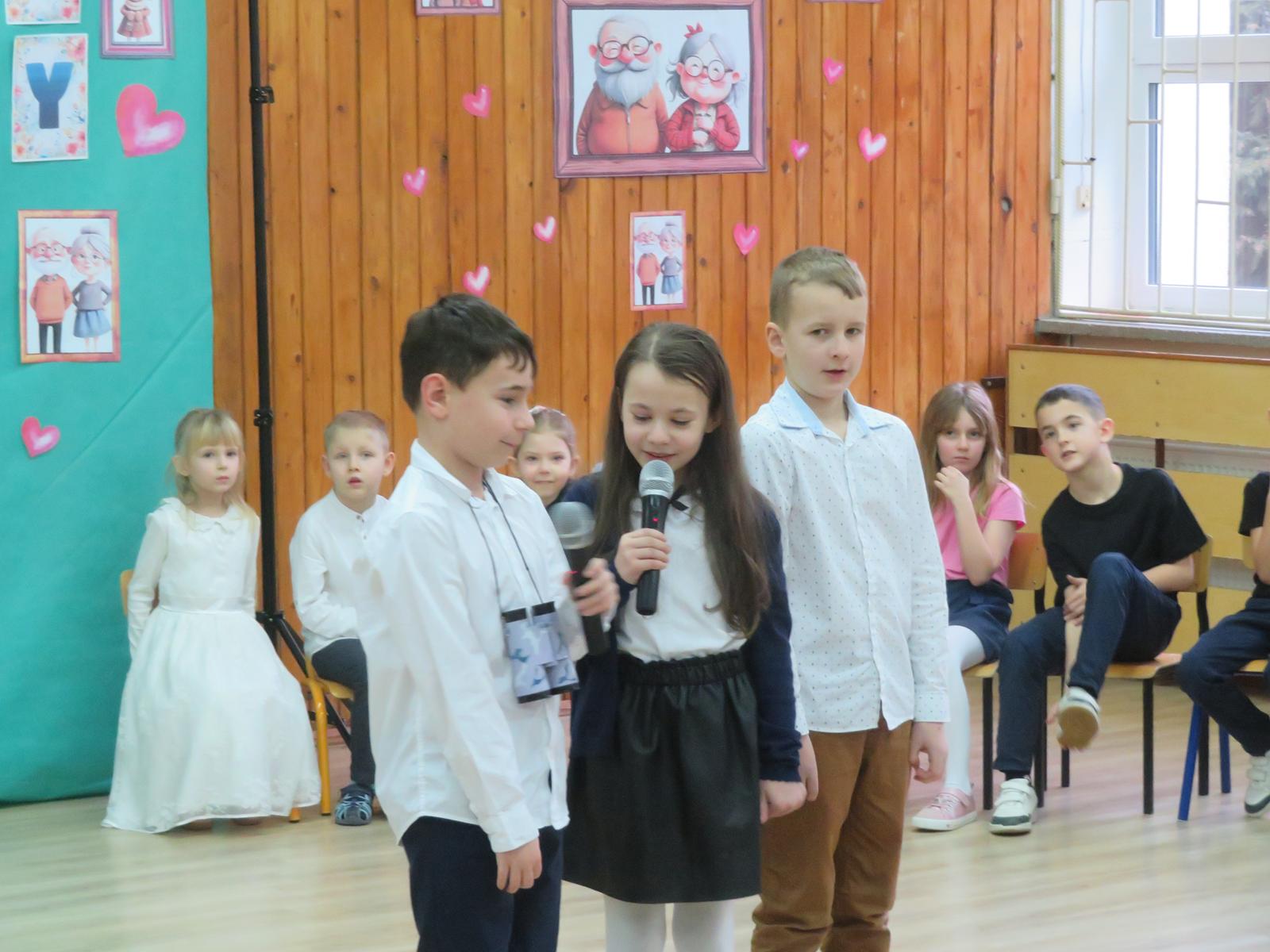 Szkoła Podstawowa         im. W.Puchalskiego w Proboszczowie