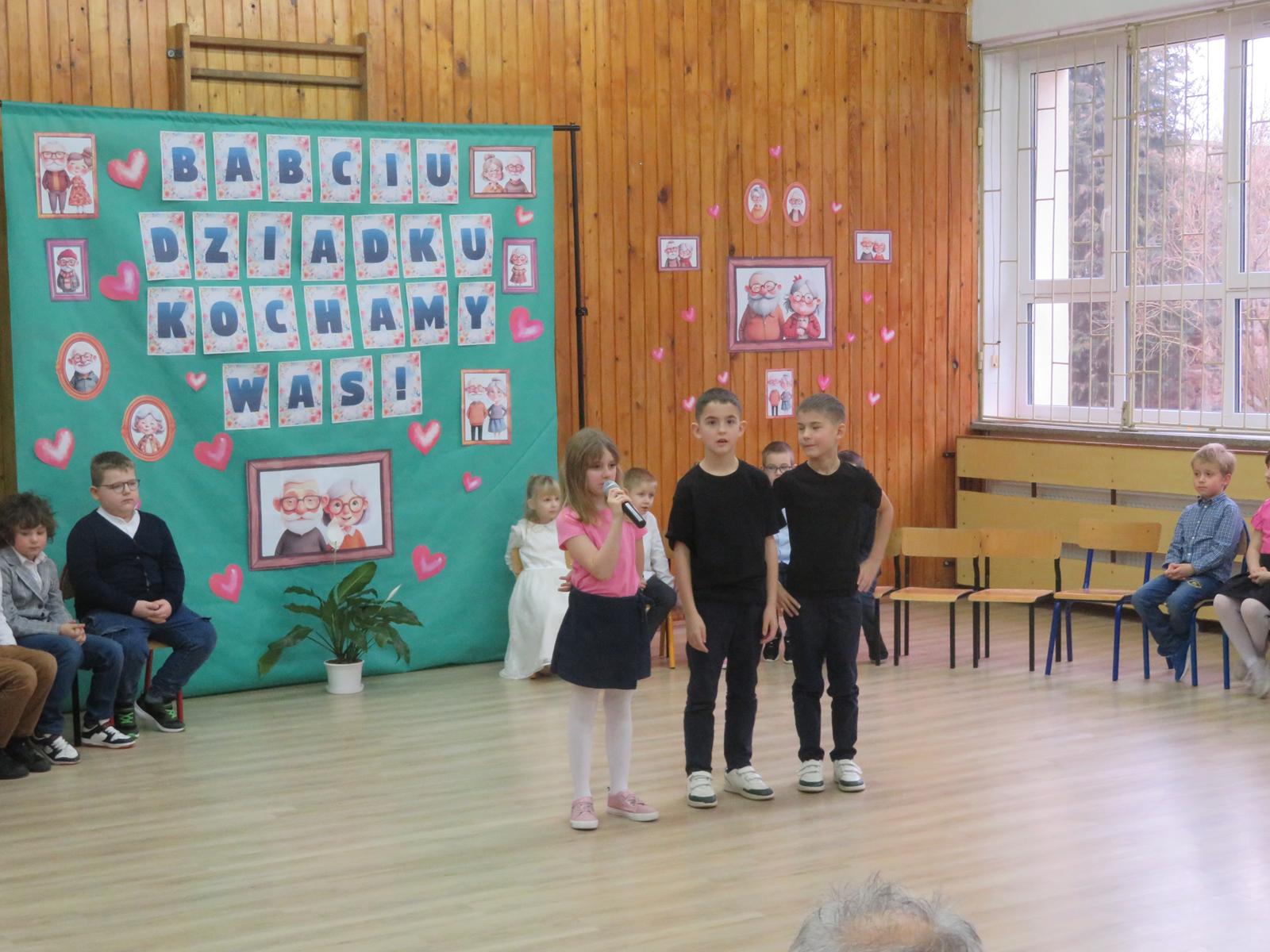 Szkoła Podstawowa         im. W.Puchalskiego w Proboszczowie