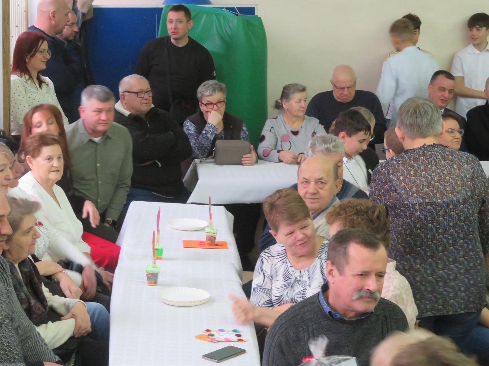 Szkoła Podstawowa         im. W.Puchalskiego w Proboszczowie