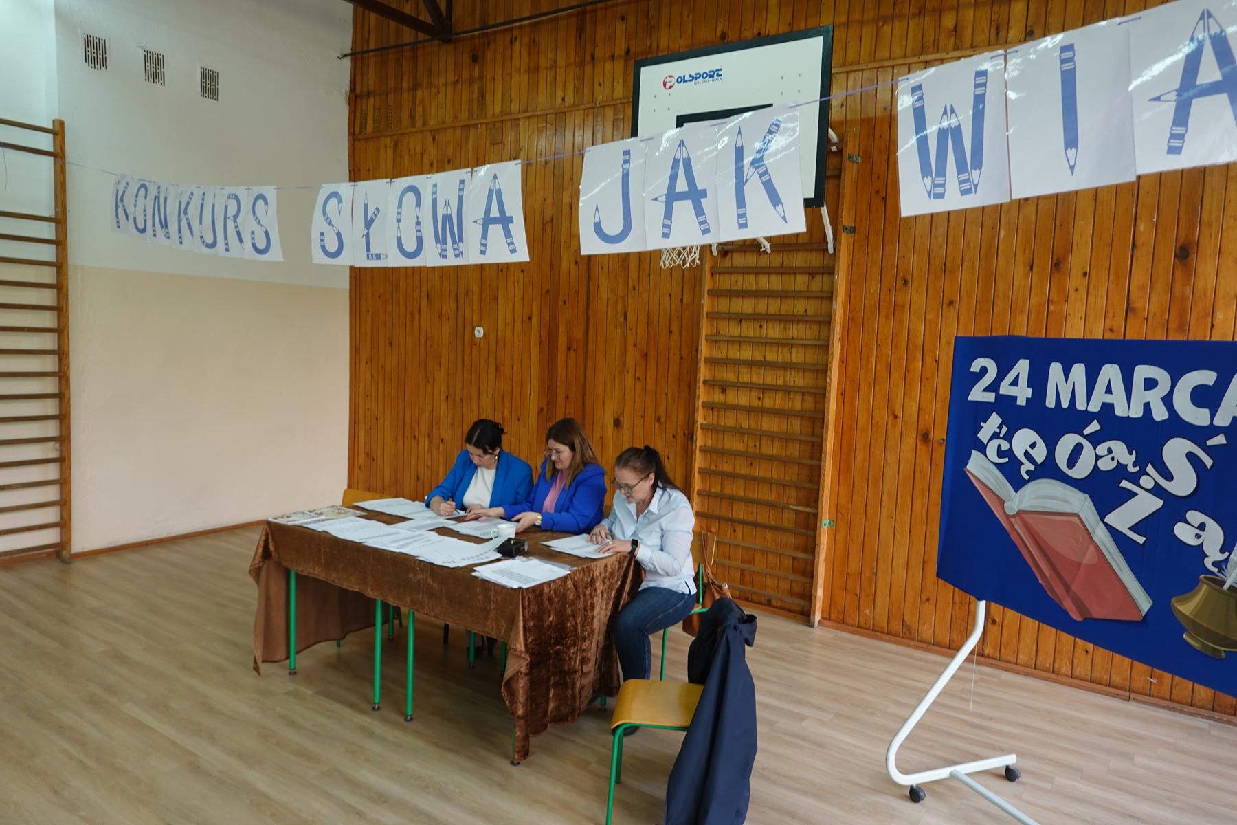 Szkoła Podstawowa         im. W.Puchalskiego w Proboszczowie