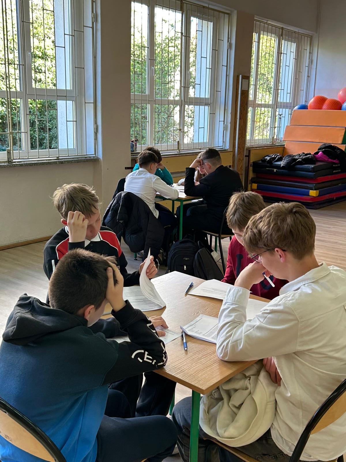 Szkoła Podstawowa         im. W.Puchalskiego w Proboszczowie