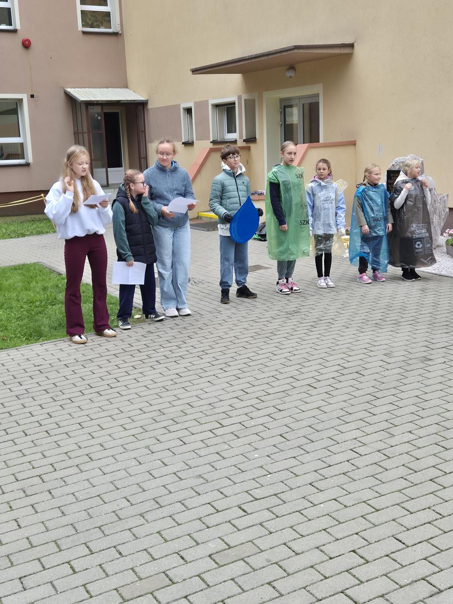 Szkoła Podstawowa         im. W.Puchalskiego w Proboszczowie