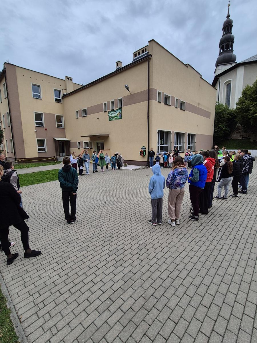 Szkoła Podstawowa         im. W.Puchalskiego w Proboszczowie