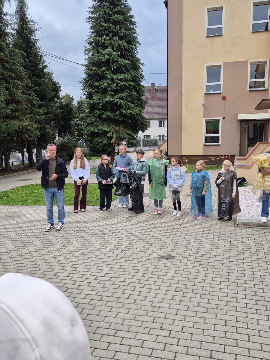 Szkoła Podstawowa         im. W.Puchalskiego w Proboszczowie